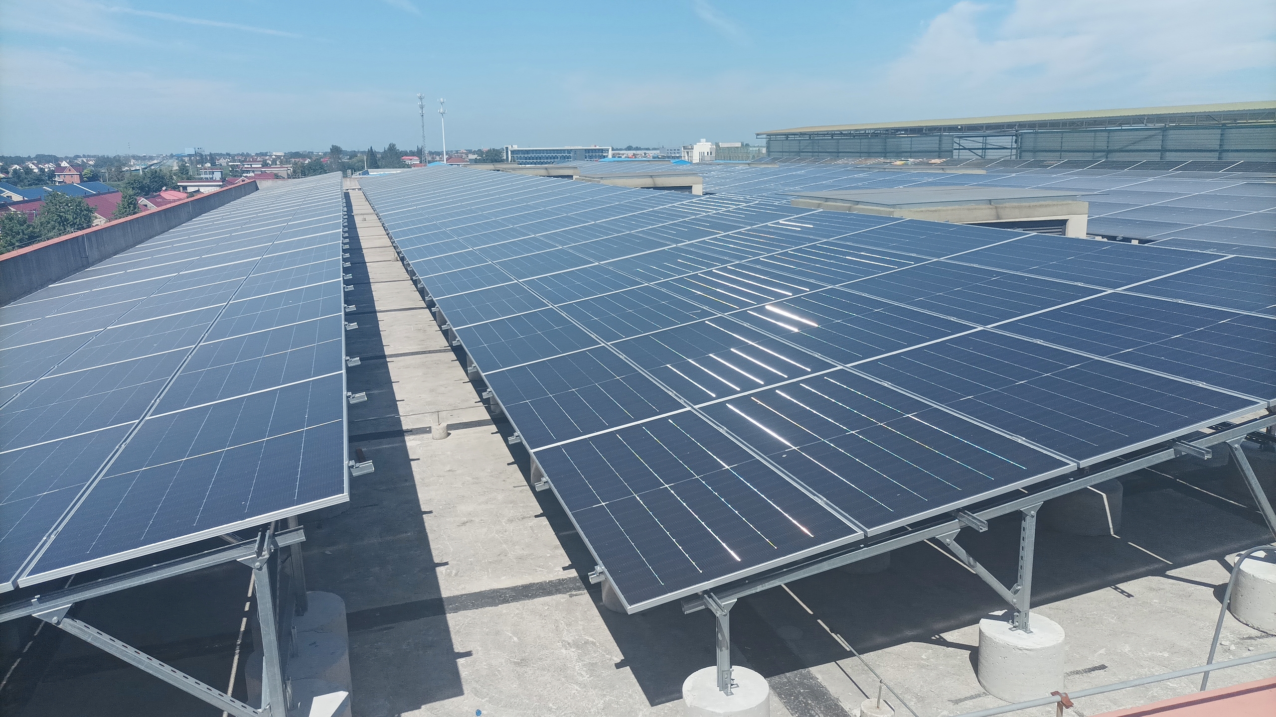 通眾旺開展屋頂光伏發電項目，打造智能綠色工廠